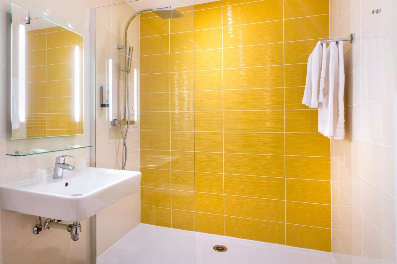 Best Western Domaine De Roquerousse Salon-de-Provence Eksteriør bilde